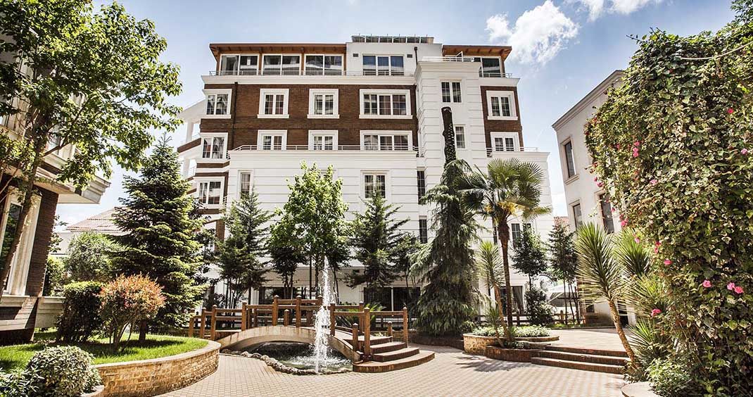 Prestige Hotel Tiranë Ngoại thất bức ảnh
